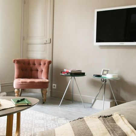 Eiffel Tower & Les Invalides - 1Br - Cityapartmentstay Paris Exterior foto